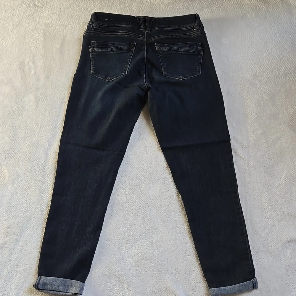 Like New! Women's Democracy Jeans Size 6 - Picture 7 of 7